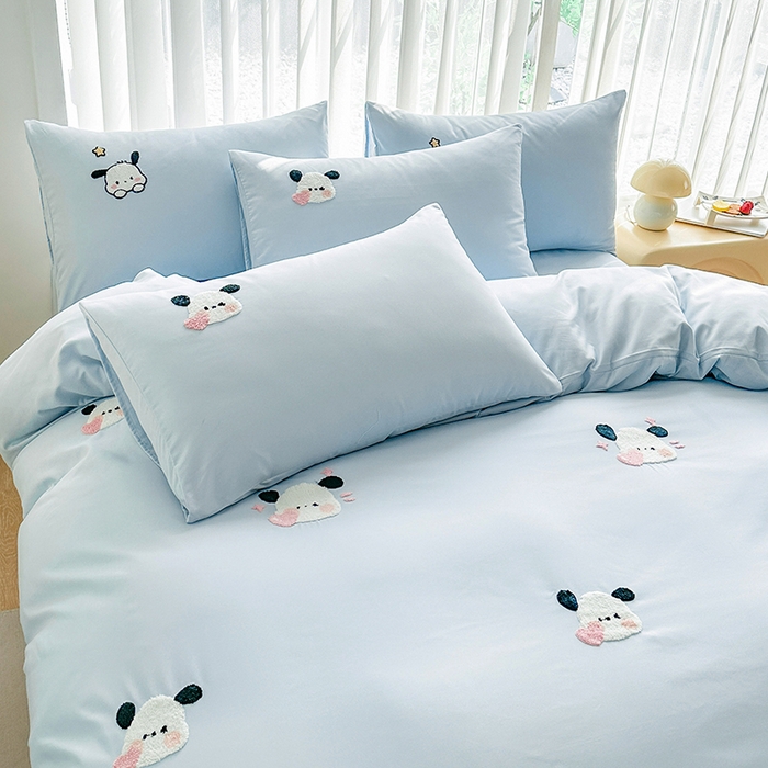 91家纺网 家纺一手货源 找家纺 眷恋家纺 2026新款卡通毛巾绣水洗棉四件套 迷你狗-天蓝