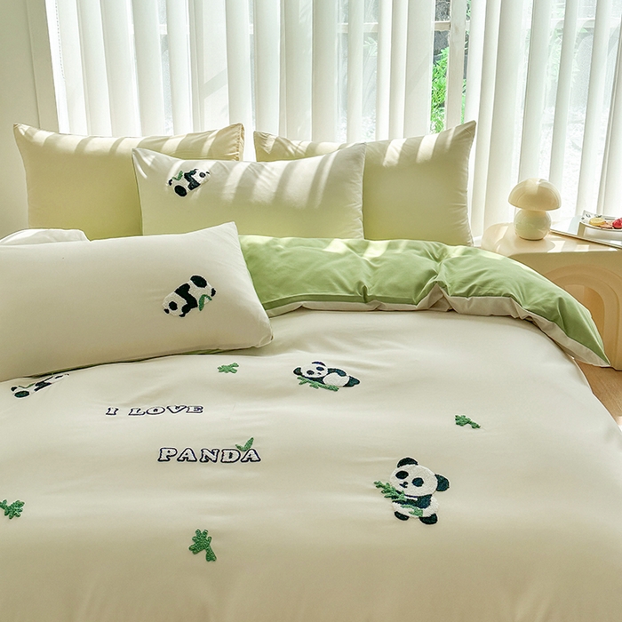 91家纺网 家纺一手货源 找家纺 眷恋家纺 2026新款卡通毛巾绣水洗棉四件套 熊猫-米黄+云川绿