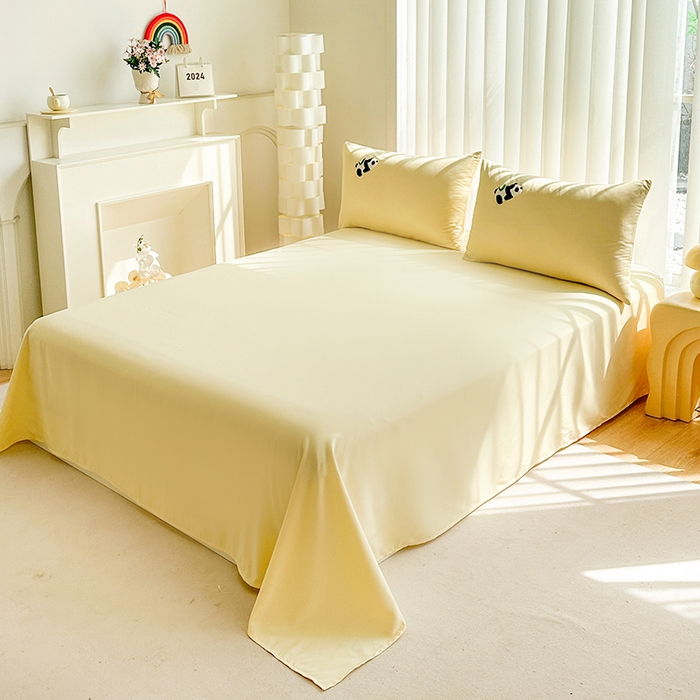 91家纺网 家纺一手货源 找家纺 眷恋家纺 2026新款卡通毛巾绣水洗棉四件套 熊猫-奶油黄