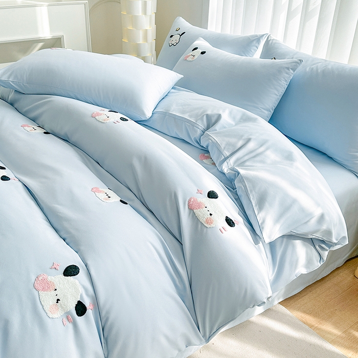 91家纺网 家纺一手货源 找家纺 眷恋家纺 2026新款卡通毛巾绣水洗棉四件套 迷你狗-天蓝