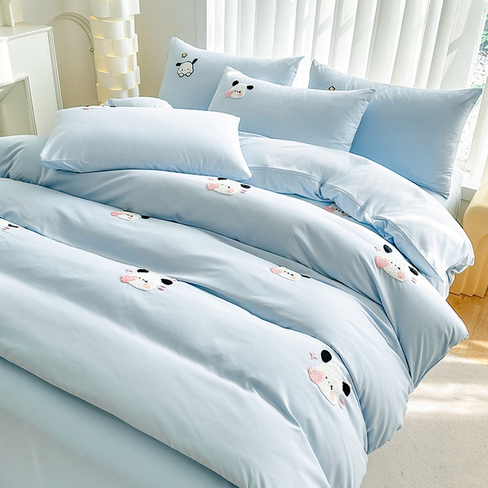 91家纺网 家纺一手货源 找家纺 眷恋家纺 2026新款卡通毛巾绣水洗棉四件套 迷你狗-天蓝