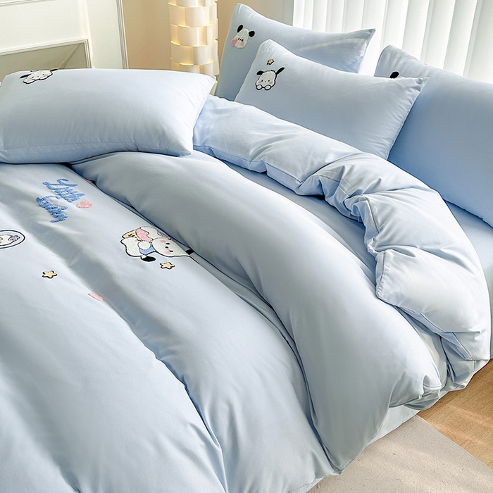 91家纺网 家纺一手货源 找家纺 眷恋家纺 2026新款卡通毛巾绣水洗棉四件套 小幸运-天蓝