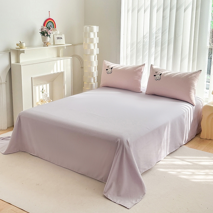 91家纺网 家纺一手货源 找家纺 眷恋家纺 2026新款卡通毛巾绣水洗棉四件套 小幸运-浅粉+紫