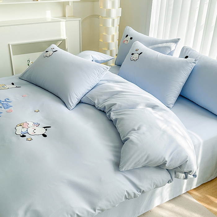 91家纺网 家纺一手货源 找家纺 眷恋家纺 2026新款卡通毛巾绣水洗棉四件套 小幸运-天蓝