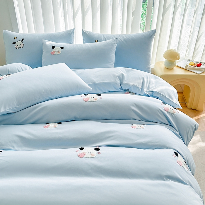 91家纺网 家纺一手货源 找家纺 眷恋家纺 2026新款卡通毛巾绣水洗棉四件套 迷你狗-天蓝