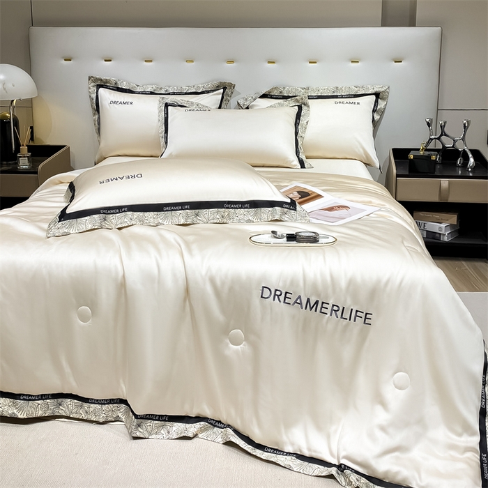 91家纺网 家纺一手货源 找家纺 眷恋家纺 2026新款水洗真丝冰丝宽边刺绣夏被三件套四件套-克里斯汀系列 克里斯汀-奶昔白+奶茶