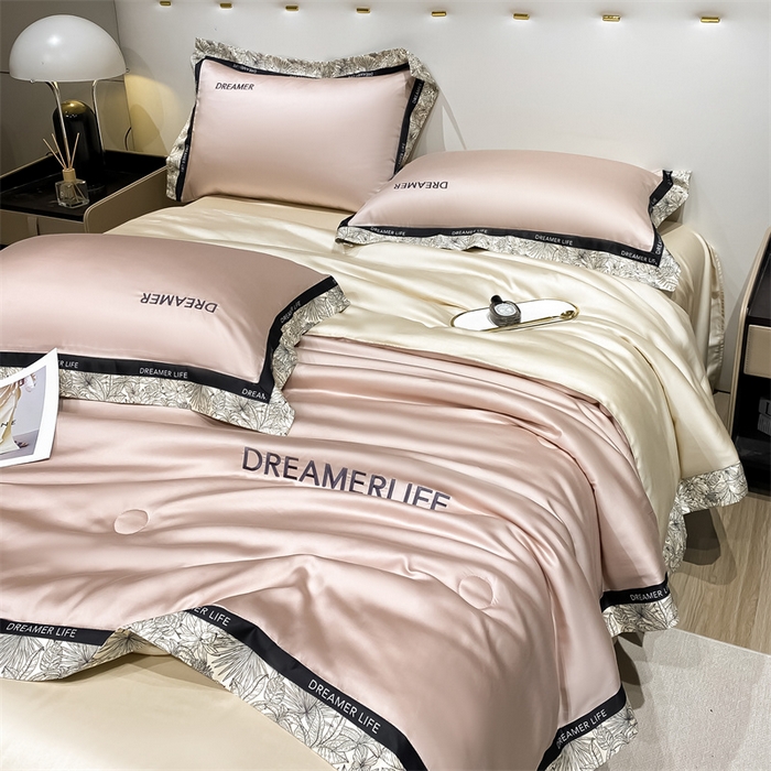 91家纺网 家纺一手货源 找家纺 眷恋家纺 2026新款水洗真丝冰丝宽边刺绣夏被三件套四件套-克里斯汀系列 克里斯汀-浅豆沙+奶茶