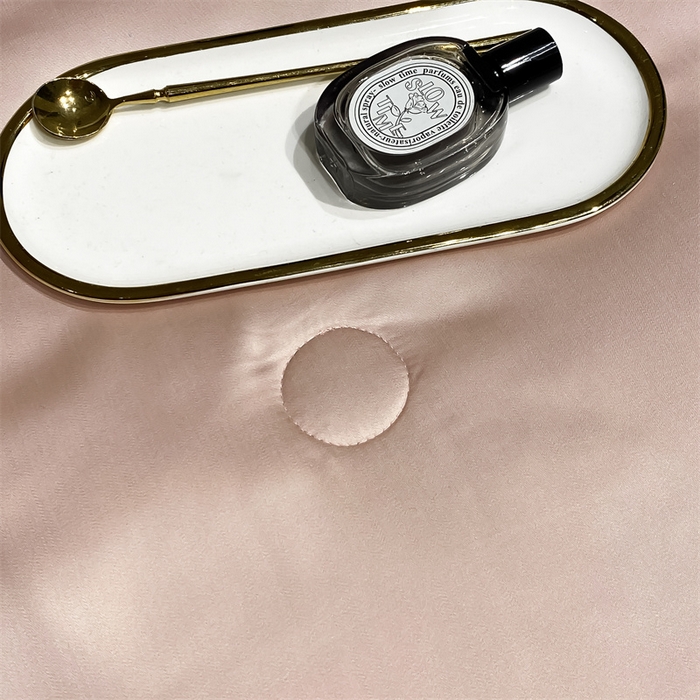 91家纺网 家纺一手货源 找家纺 眷恋家纺 2026新款水洗真丝冰丝宽边刺绣夏被三件套四件套-克里斯汀系列 克里斯汀-浅豆沙+奶茶