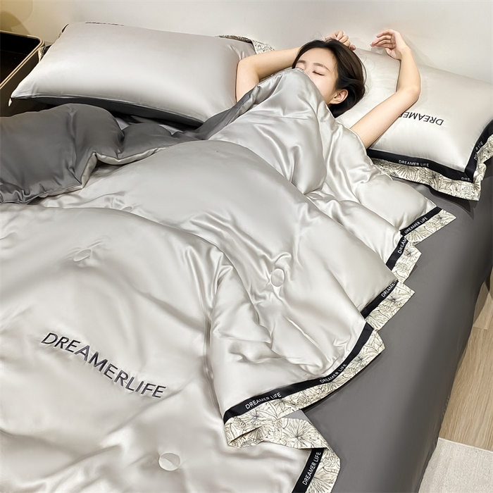 91家纺网 家纺一手货源 找家纺 眷恋家纺 2026新款水洗真丝冰丝宽边刺绣夏被三件套四件套-克里斯汀系列 克里斯汀-山灰+中灰