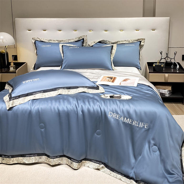 91家纺网 家纺一手货源 找家纺 眷恋家纺 2026新款水洗真丝冰丝宽边刺绣夏被三件套四件套-克里斯汀系列 克里斯汀-宾利蓝+山灰