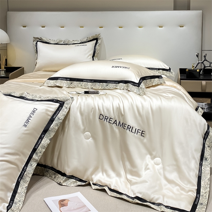 91家纺网 家纺一手货源 找家纺 眷恋家纺 2026新款水洗真丝冰丝宽边刺绣夏被三件套四件套-克里斯汀系列 克里斯汀-奶昔白+奶茶