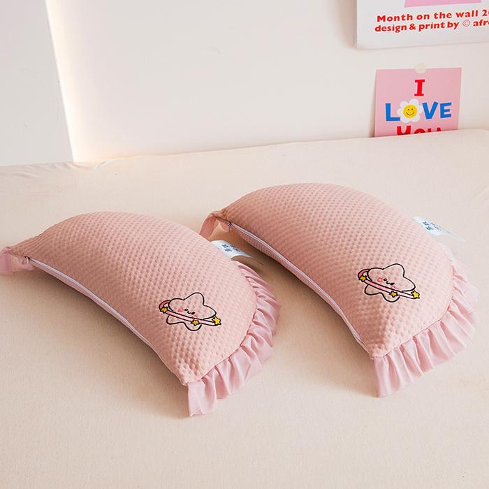 91家纺网 家纺一手货源 找家纺 （总）莉迪娅 2026新款糖果月亮凉豆豆荞麦枕枕头枕芯