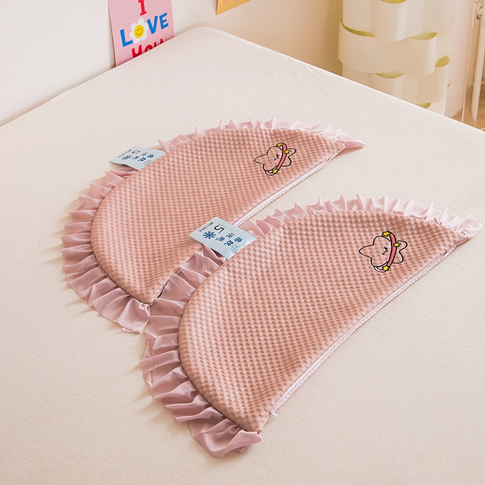 91家纺网 家纺一手货源 找家纺 （总）莉迪娅 2026新款糖果月亮凉豆豆荞麦枕枕头枕芯