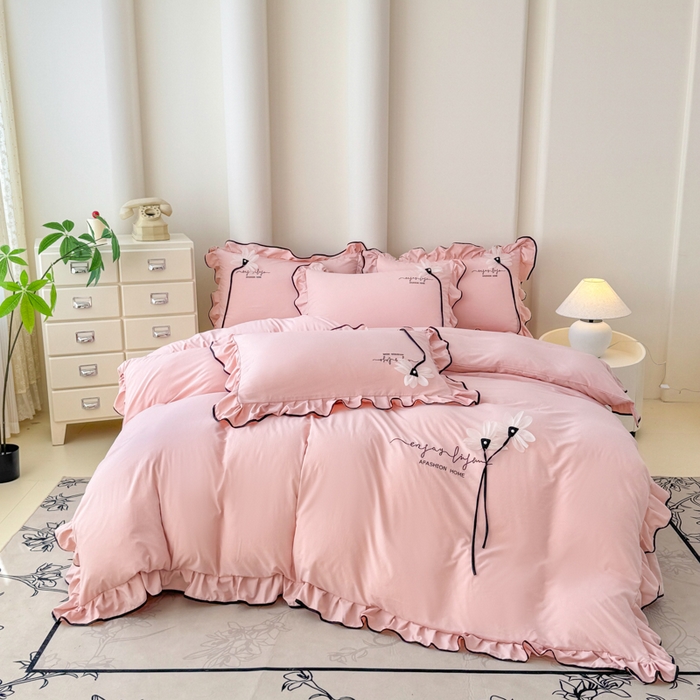 91家纺网 家纺一手货源 找家纺 莉迪娅 2026新款A类糯小棉刺绣花边四件套-雅韵系列 雅韵-粉