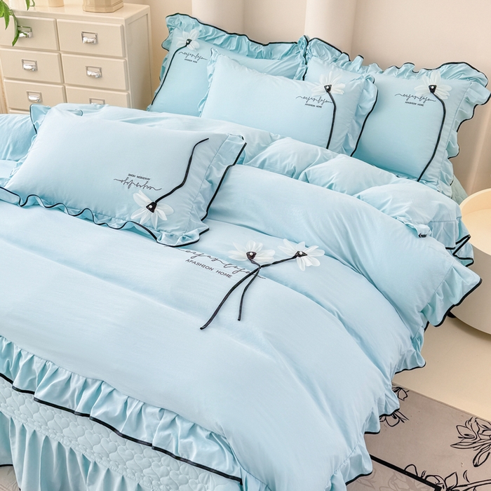 91家纺网 家纺一手货源 找家纺 莉迪娅 2026新款A类糯小棉刺绣花边四件套-雅韵系列 雅韵-蓝