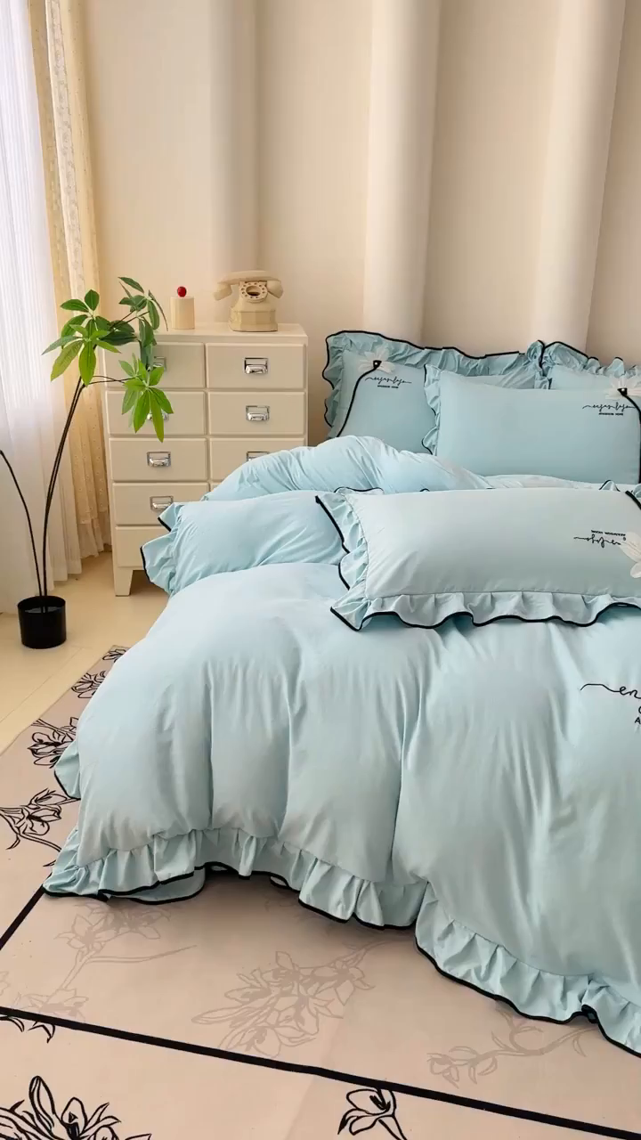 91家纺网 家纺一手货源 找家纺 莉迪娅 2026新款A类糯小棉刺绣花边四件套-雅韵系列 雅韵-蓝