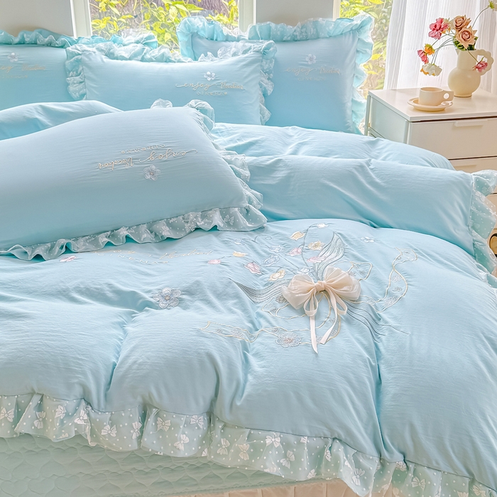 91家纺网 家纺一手货源 找家纺 莉迪娅 2026新款A类糯小棉刺绣花边四件套-铃兰系列 铃兰-蓝