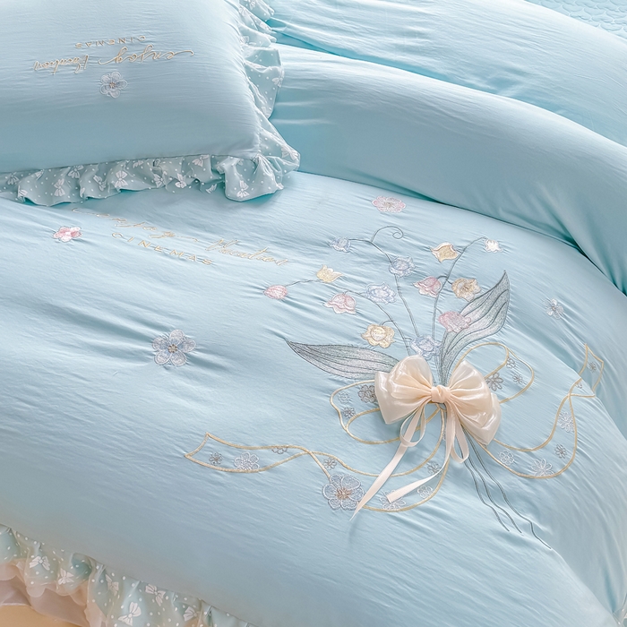 91家纺网 家纺一手货源 找家纺 莉迪娅 2026新款A类糯小棉刺绣花边四件套-铃兰系列 铃兰-蓝