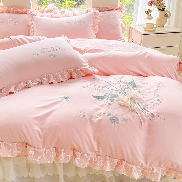 91家纺网 家纺一手货源 找家纺 莉迪娅 2026新款A类糯小棉刺绣花边四件套-铃兰系列 铃兰-粉