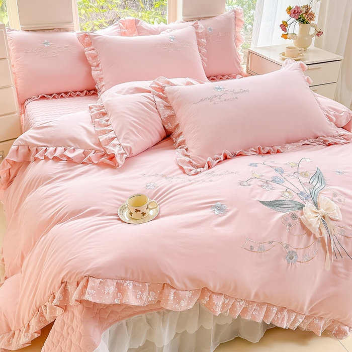 91家纺网 家纺一手货源 找家纺 莉迪娅 2026新款A类糯小棉刺绣花边四件套-铃兰系列 铃兰-粉