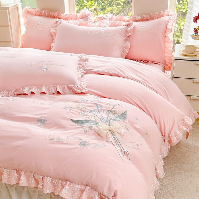 91家纺网 家纺一手货源 找家纺 莉迪娅 2026新款A类糯小棉刺绣花边四件套-铃兰系列 铃兰-粉