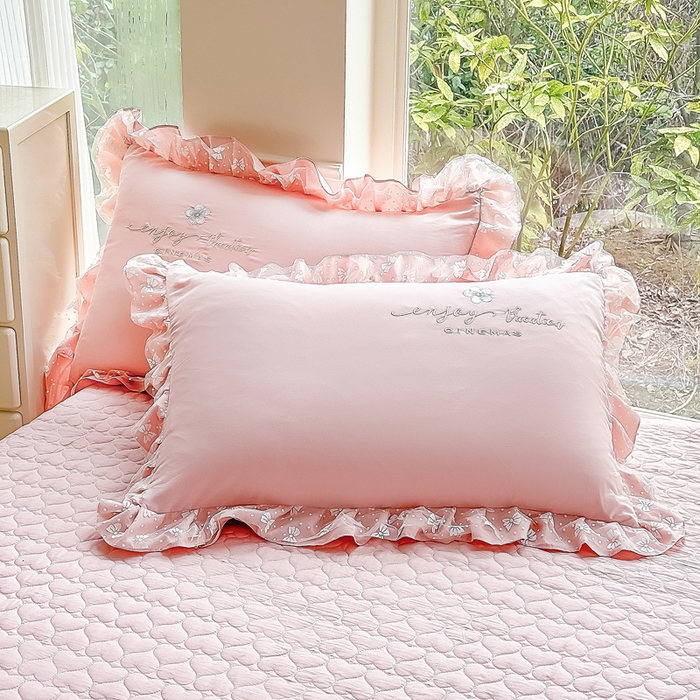 91家纺网 家纺一手货源 找家纺 莉迪娅 2026新款A类糯小棉刺绣花边四件套-铃兰系列 铃兰-粉