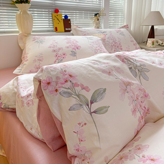 91家纺网 家纺一手货源 找家纺 大柏树 2026新款全棉纯棉13376印花四件套 花织梦粉