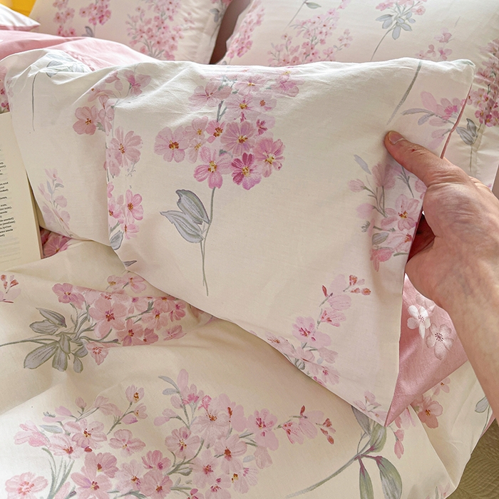 91家纺网 家纺一手货源 找家纺 大柏树 2026新款全棉纯棉13376印花四件套 花织梦粉