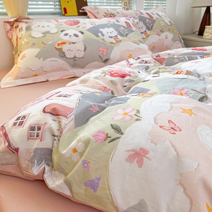 91家纺网 家纺一手货源 找家纺 大柏树 2026新款全棉纯棉13376印花四件套 花间小熊