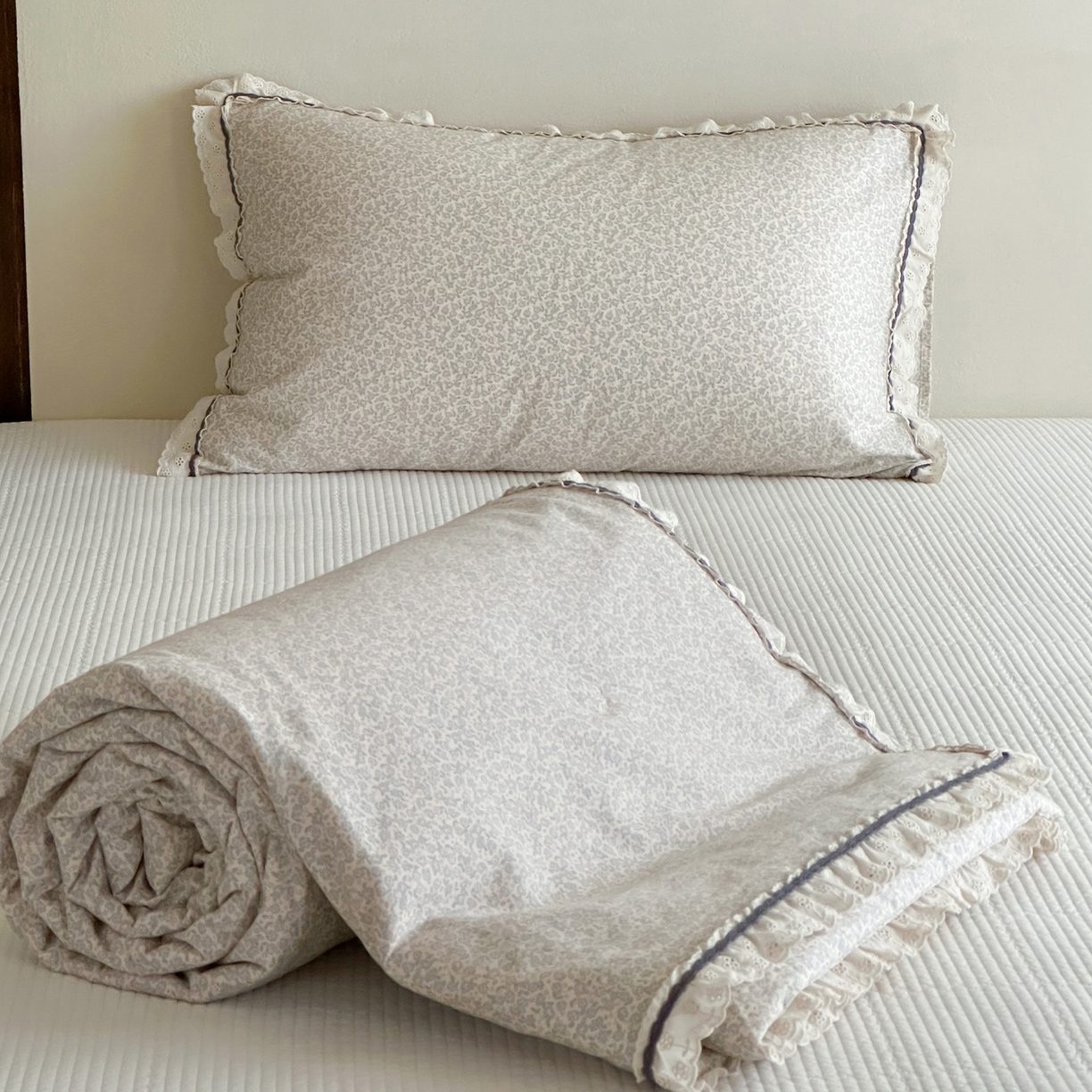 91家纺网 家纺一手货源 找家纺 （总）一加一 2026新款全棉活性印花立体花边大豆夏被夏凉被空调被四件套