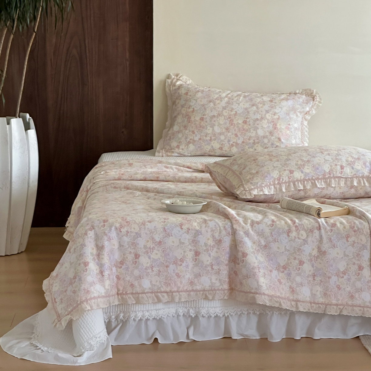 91家纺网 家纺一手货源 找家纺 一加一 2026新款全棉活性印花立体花边大豆夏被夏凉被空调被四件套 蔷薇凝