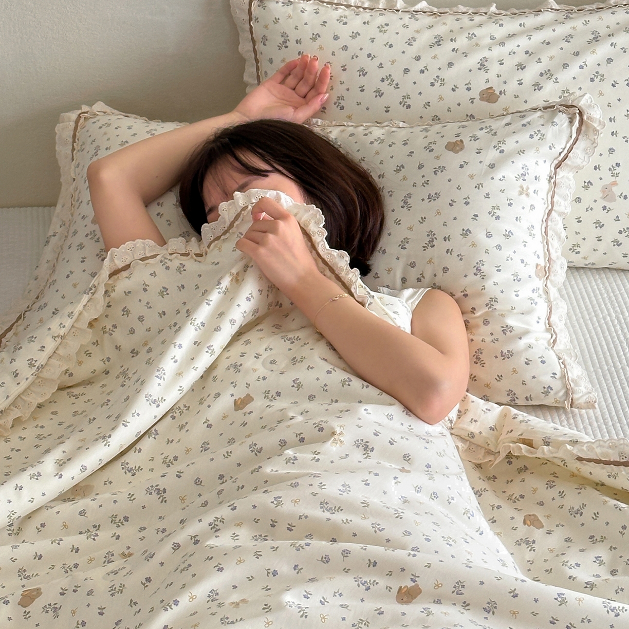 91家纺网 家纺一手货源 找家纺 一加一 2026新款全棉活性印花立体花边大豆夏被夏凉被空调被四件套 微花耳耳