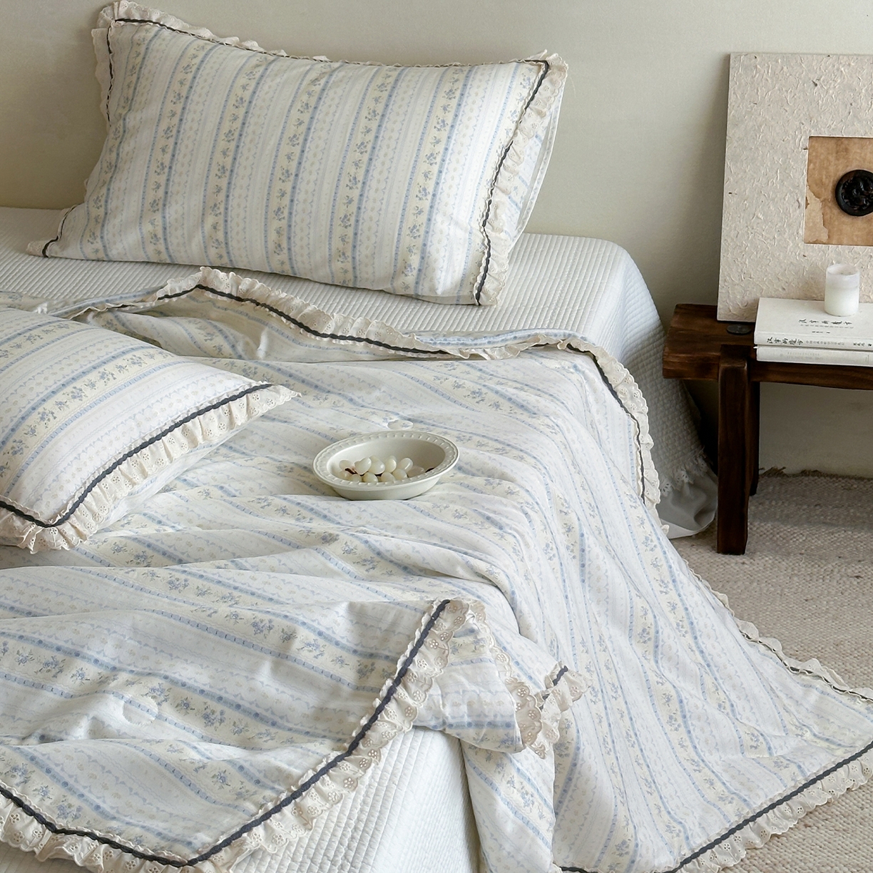91家纺网 家纺一手货源 找家纺 一加一 2026新款全棉活性印花立体花边大豆夏被夏凉被空调被四件套 浅纹蓝