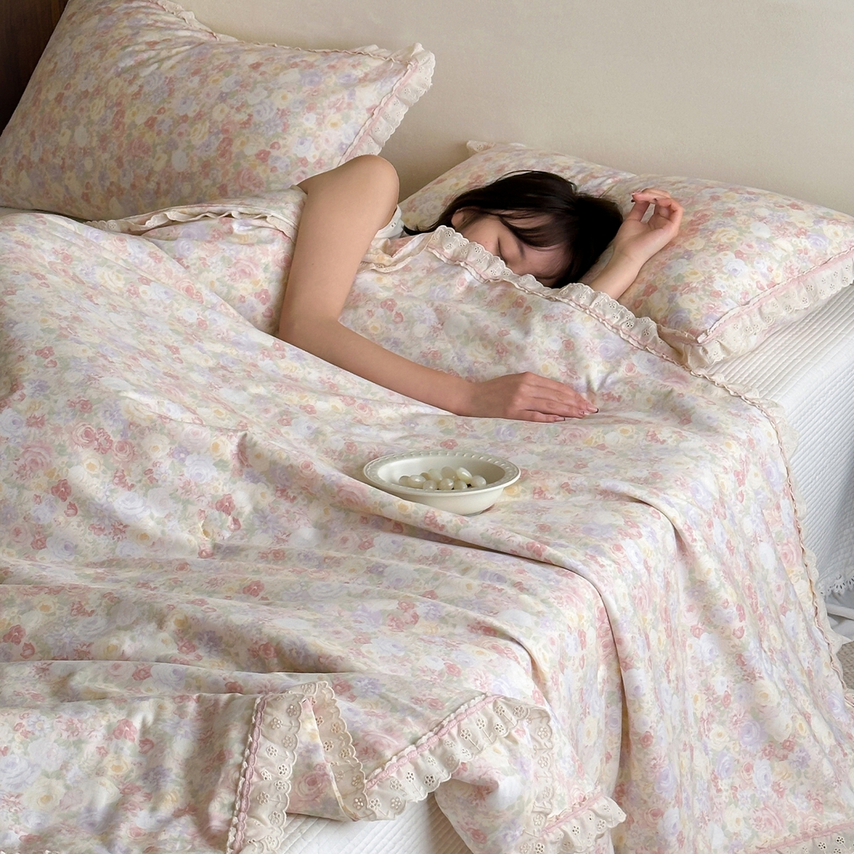 91家纺网 家纺一手货源 找家纺 一加一 2026新款全棉活性印花立体花边大豆夏被夏凉被空调被四件套 蔷薇凝