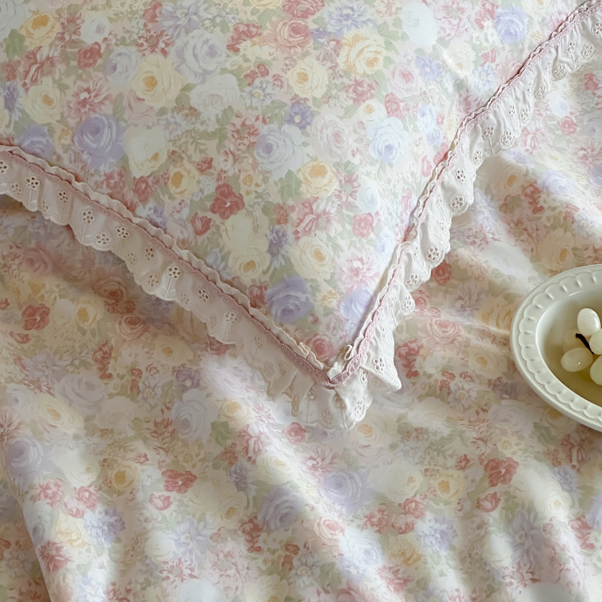 91家纺网 家纺一手货源 找家纺 一加一 2026新款全棉活性印花立体花边大豆夏被夏凉被空调被四件套 蔷薇凝