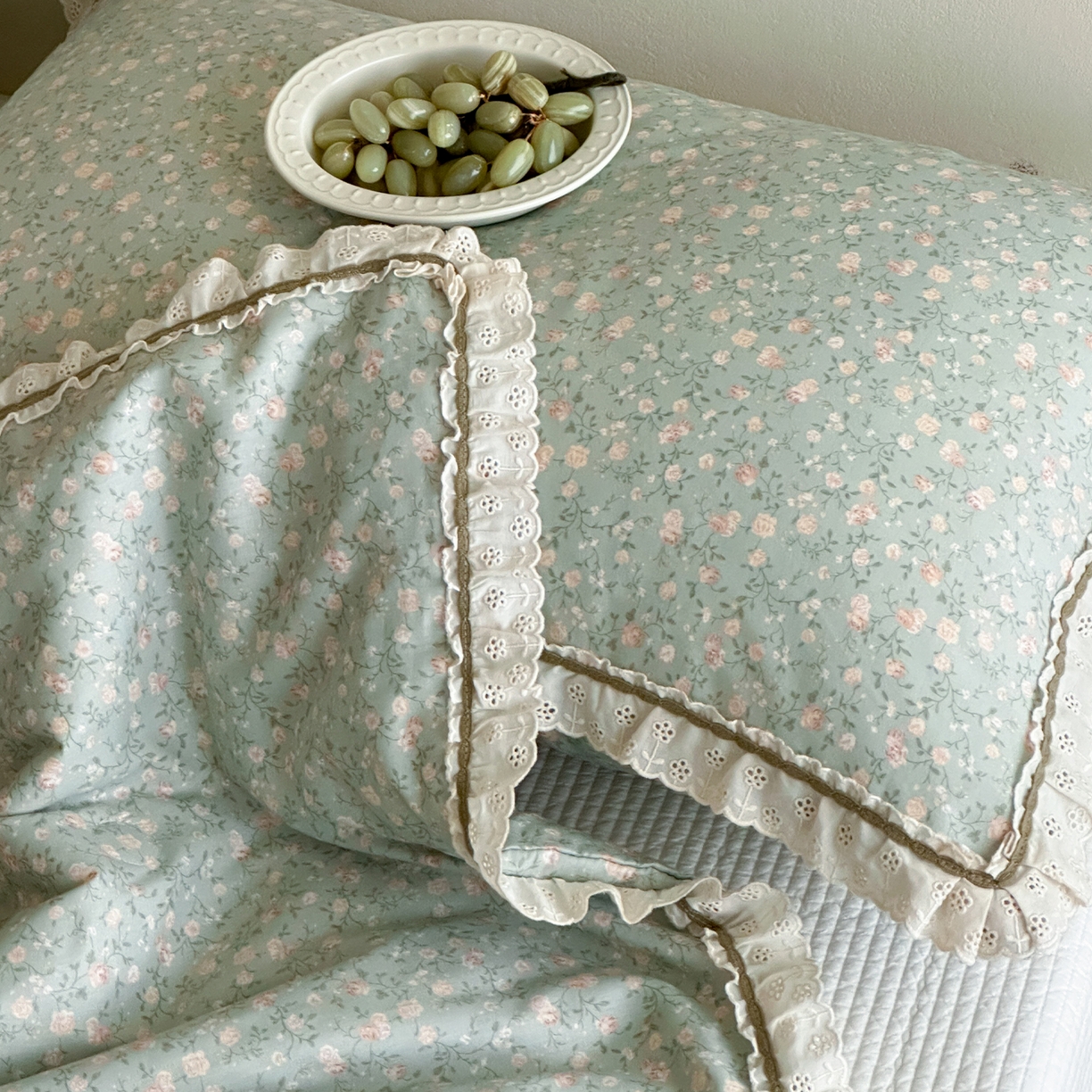 91家纺网 家纺一手货源 找家纺 一加一 2026新款全棉活性印花立体花边大豆夏被夏凉被空调被四件套 绿芜汀