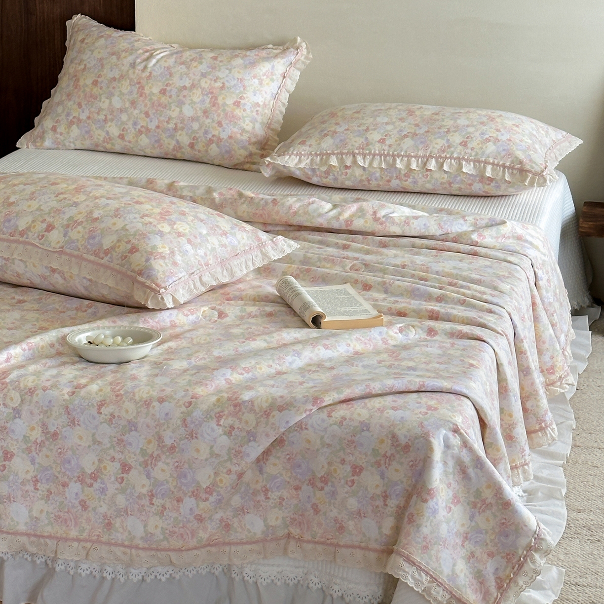 91家纺网 家纺一手货源 找家纺 一加一 2026新款全棉活性印花立体花边大豆夏被夏凉被空调被四件套 蔷薇凝