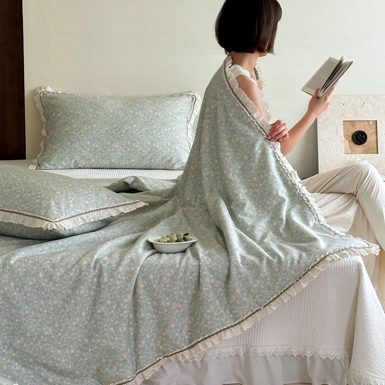 91家纺网 家纺一手货源 找家纺 一加一 2026新款全棉活性印花立体花边大豆夏被夏凉被空调被四件套 绿芜汀