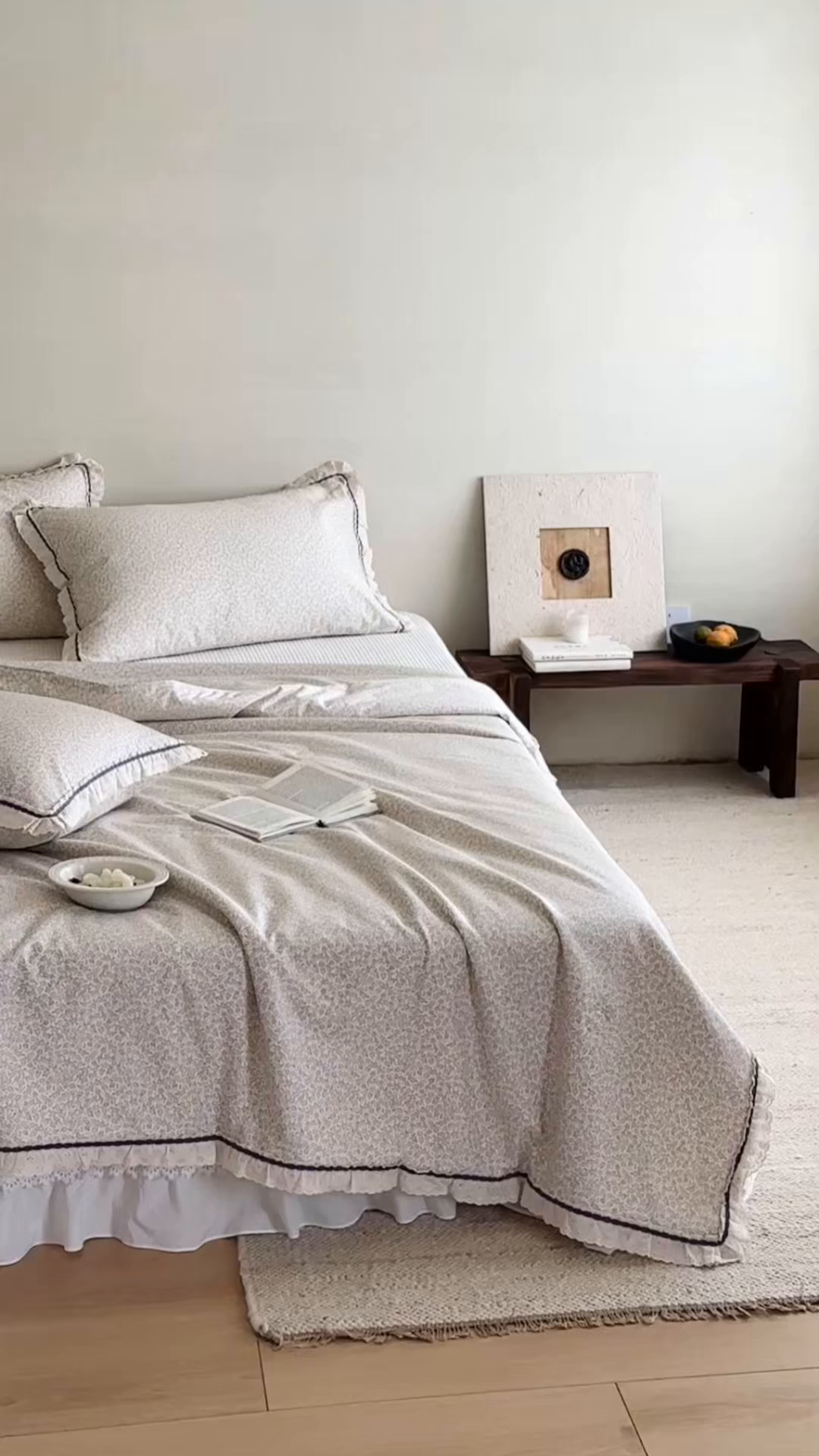 91家纺网 家纺一手货源 找家纺 一加一 2026新款全棉活性印花立体花边大豆夏被夏凉被空调被四件套 浅星纱