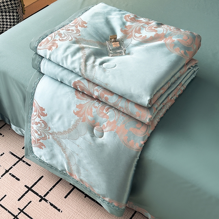 91家纺网 家纺一手货源 找家纺 莉迪娅 2026新款全棉纯棉贡缎提花夏被夏凉被空调被四件套 黛菲儿兰驼