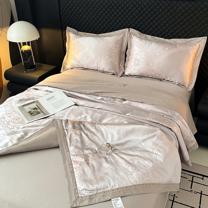 91家纺网 家纺一手货源 找家纺 莉迪娅 2026新款全棉纯棉贡缎提花夏被夏凉被空调被四件套 轻奢时尚银咖