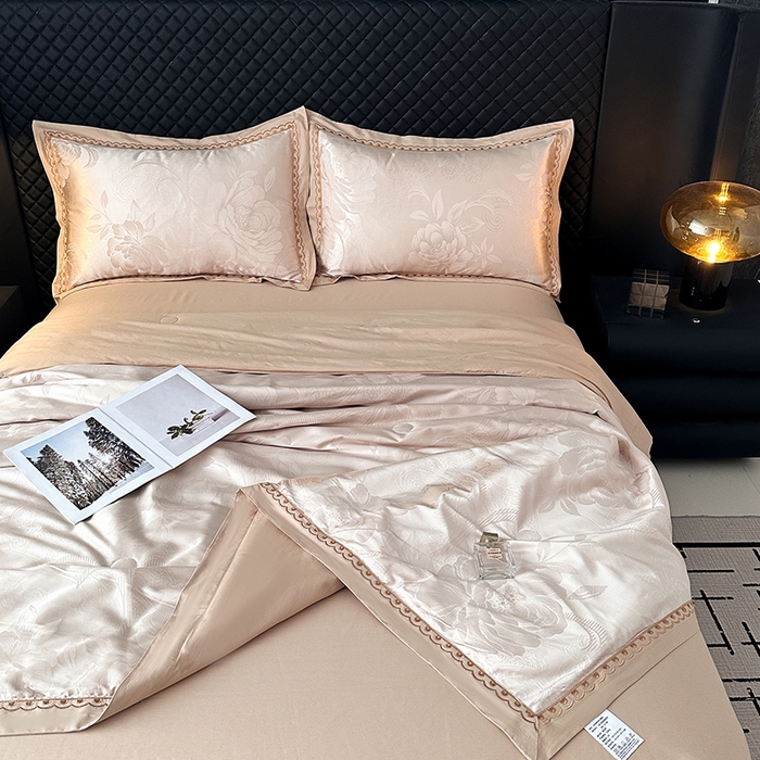 91家纺网 家纺一手货源 找家纺 莉迪娅 2026新款全棉纯棉贡缎提花夏被夏凉被空调被四件套 曼陀罗香槟