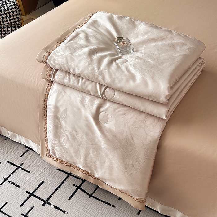 91家纺网 家纺一手货源 找家纺 莉迪娅 2026新款全棉纯棉贡缎提花夏被夏凉被空调被四件套 曼陀罗香槟