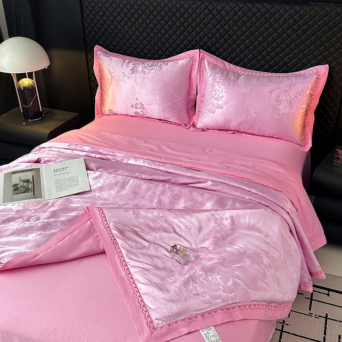 91家纺网 家纺一手货源 找家纺 莉迪娅 2026新款全棉纯棉贡缎提花夏被夏凉被空调被四件套 鸟语花香粉