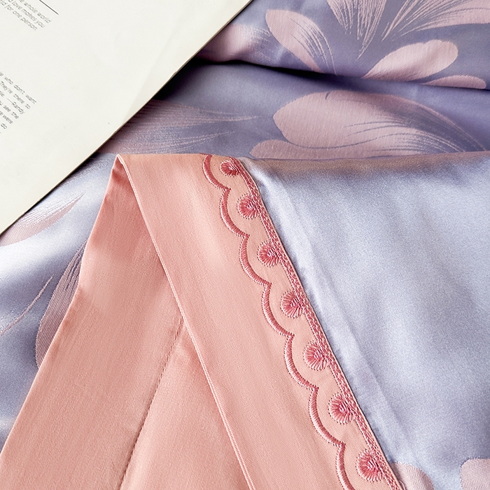 91家纺网 家纺一手货源 找家纺 莉迪娅 2026新款全棉纯棉贡缎提花夏被夏凉被空调被四件套 叶语浪漫浅紫