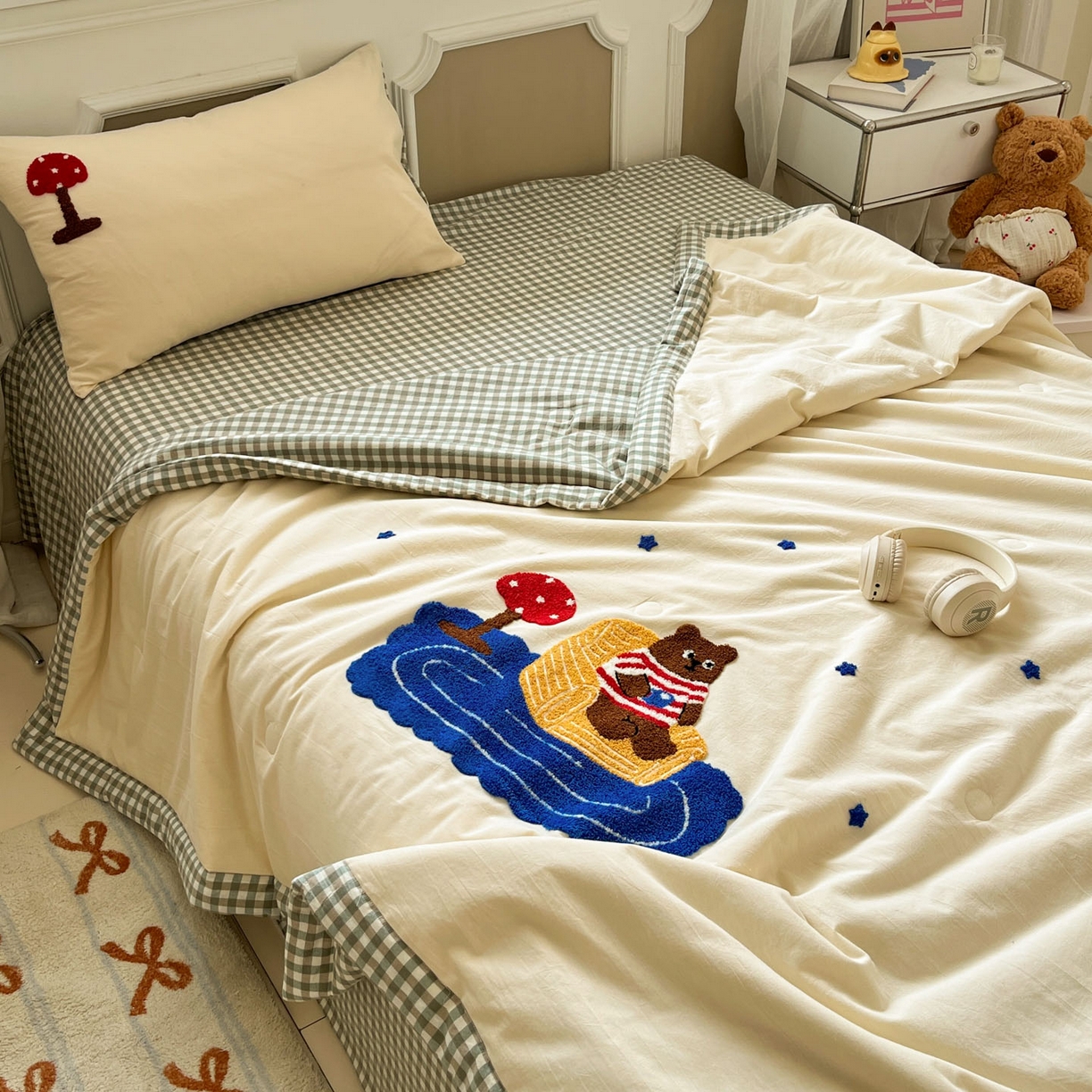 91家纺网 家纺一手货源 找家纺 一加一 2026新款全棉色织水洗棉毛巾绣大豆夏被夏凉被空调被四件套-闲趣小熊 闲趣小熊-格小绿