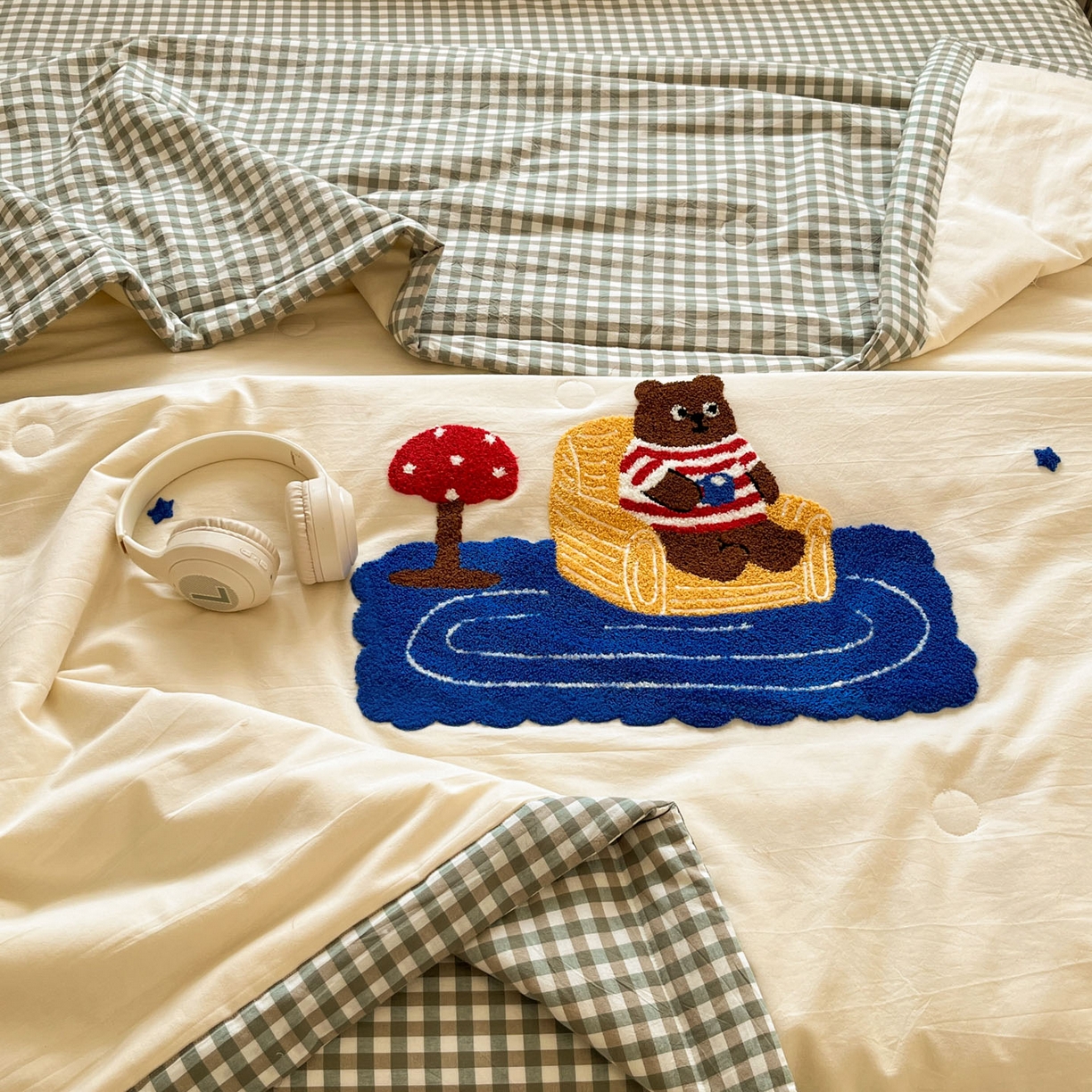 91家纺网 家纺一手货源 找家纺 一加一 2026新款全棉色织水洗棉毛巾绣大豆夏被夏凉被空调被四件套-闲趣小熊 闲趣小熊-格小绿