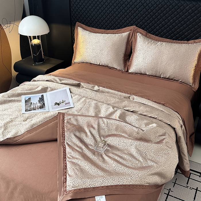 91家纺网 家纺一手货源 找家纺 莉迪娅 2026新款全棉纯棉贡缎提花夏被夏凉被空调被四件套 欧范金驼