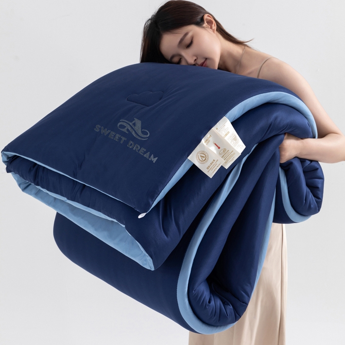 91家纺网 家纺一手货源 找家纺 莉迪娅 2026新款深睡控温云朵被被子被芯 藏蓝拼天蓝