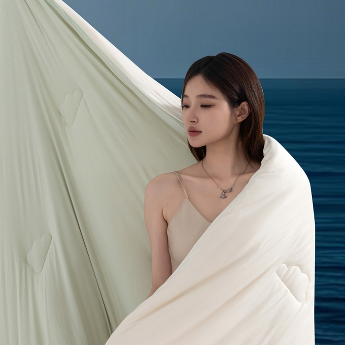 91家纺网 家纺一手货源 找家纺 莉迪娅 2026新款深睡控温云朵被被子被芯 米白拼浅绿